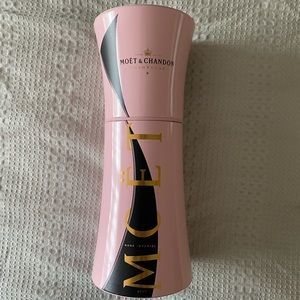 Moët & Chandon - container